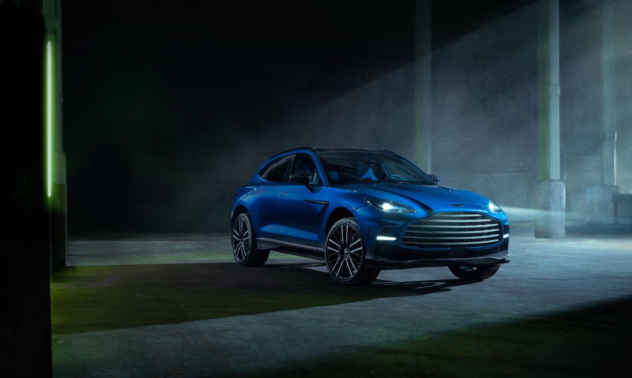 Aston Martin DBX707 Front