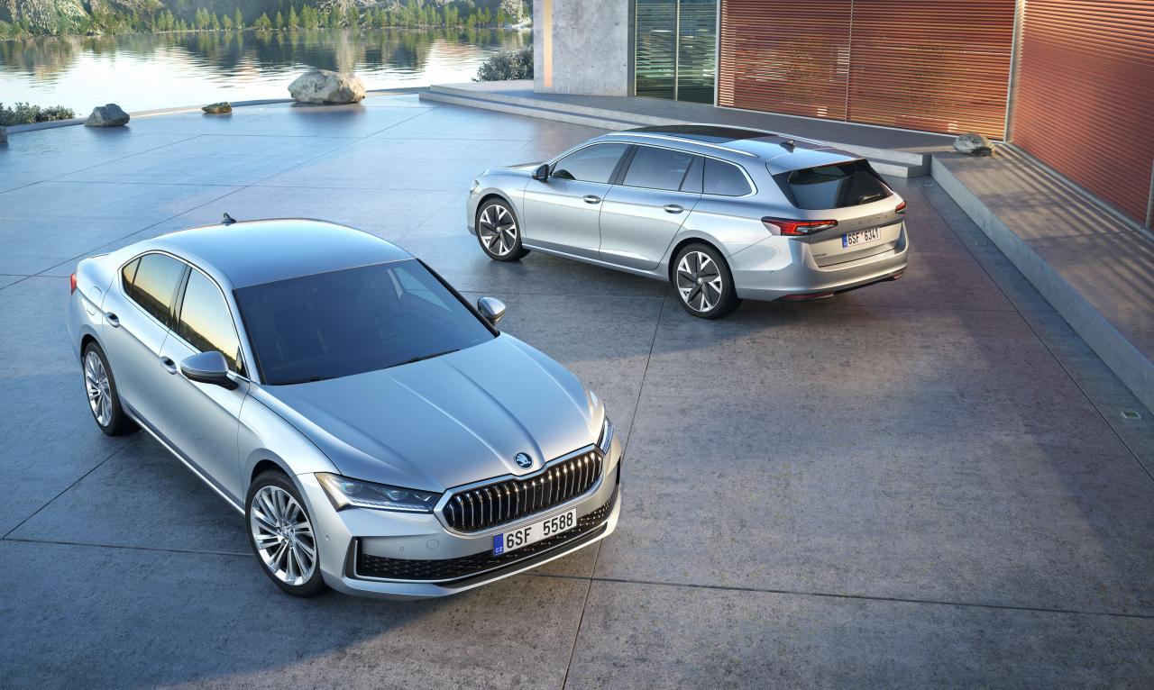 Skoda Superb Limousine Front/Seite und Skoda Superb Combi Heck/Seite