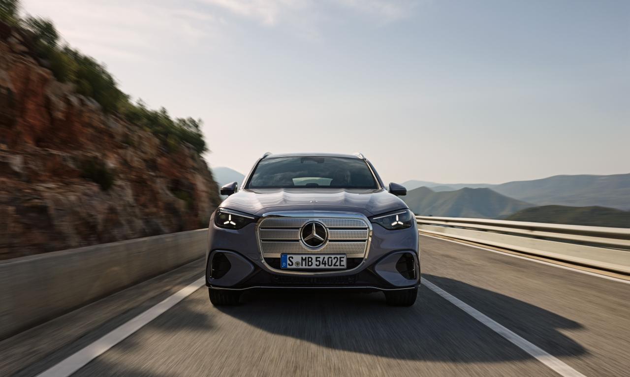 Mercedes-Benz GLC Front in Fahrt
