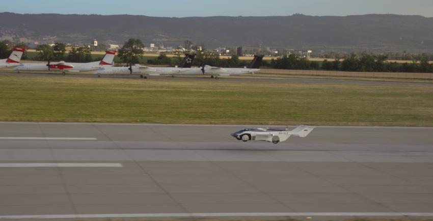 AirCar Prototyp 1 Landung Seite