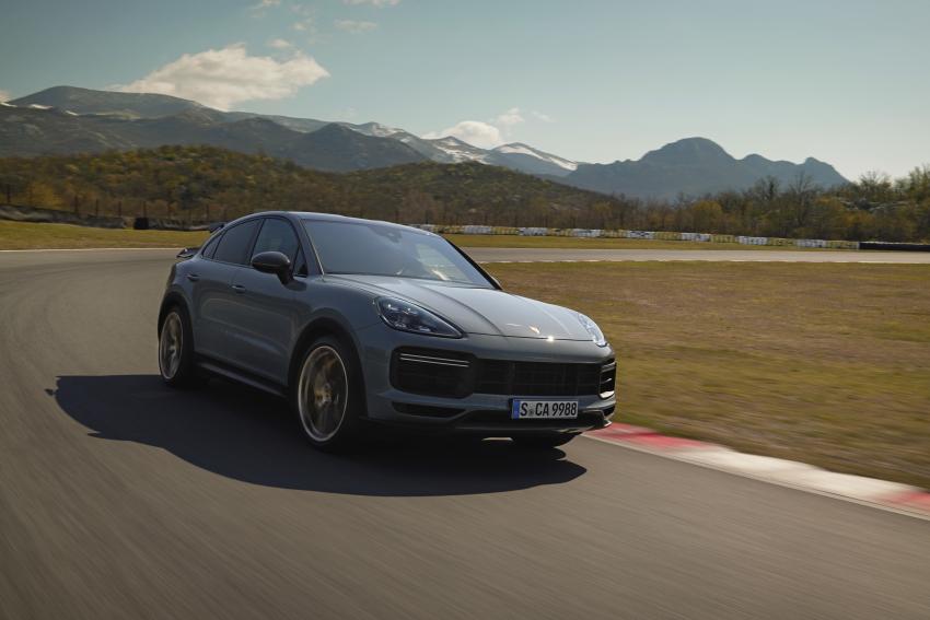 Porsche Cayenne Turbo GT Front
