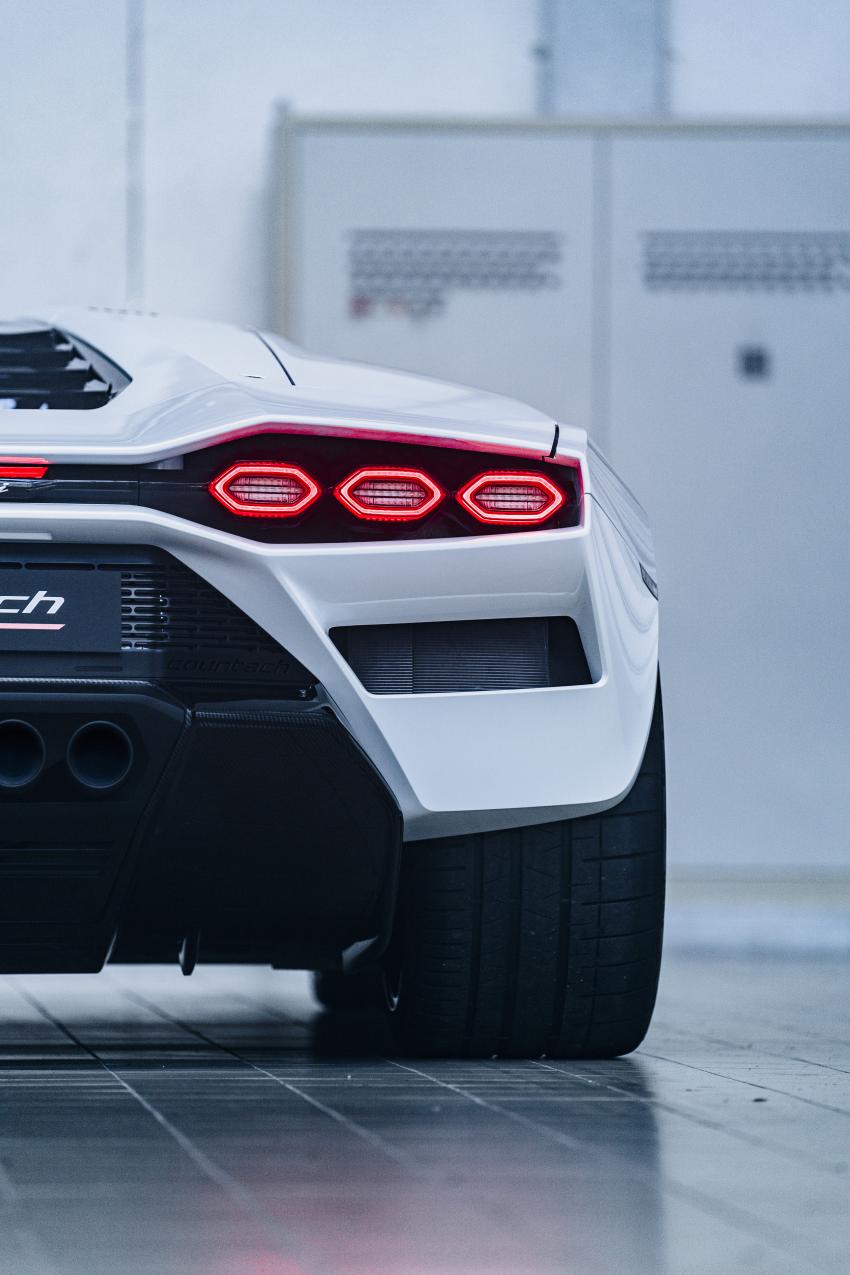 Lamborghini Countach Detail Heck