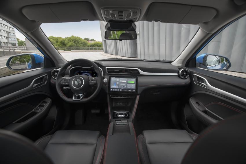 MG ZS EV Facelift Cockpit