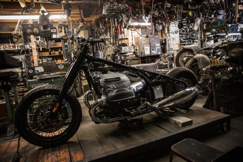 BMW R 18 Shinya Kimura in Werkstatt Seite