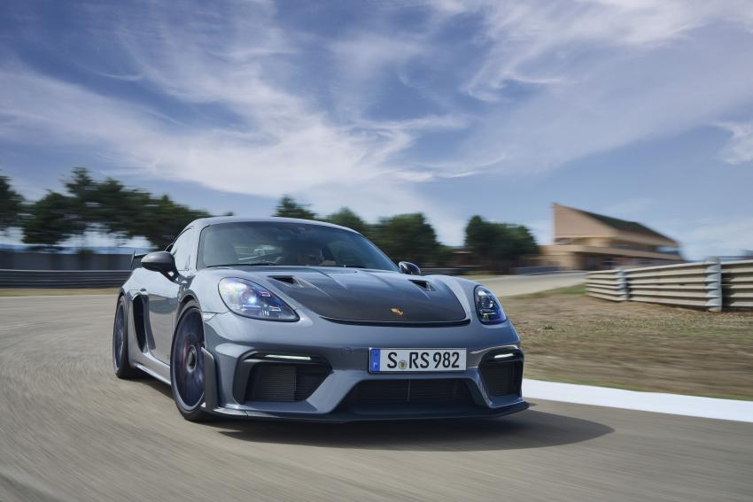 Porsche 718 Cayman GT4 RS Front