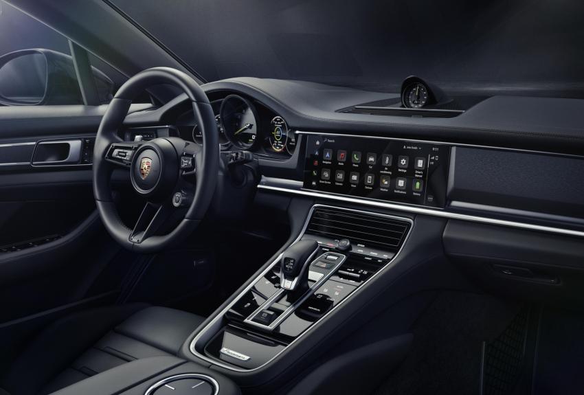 Porsche Panamera Platinum Edition Cockpit