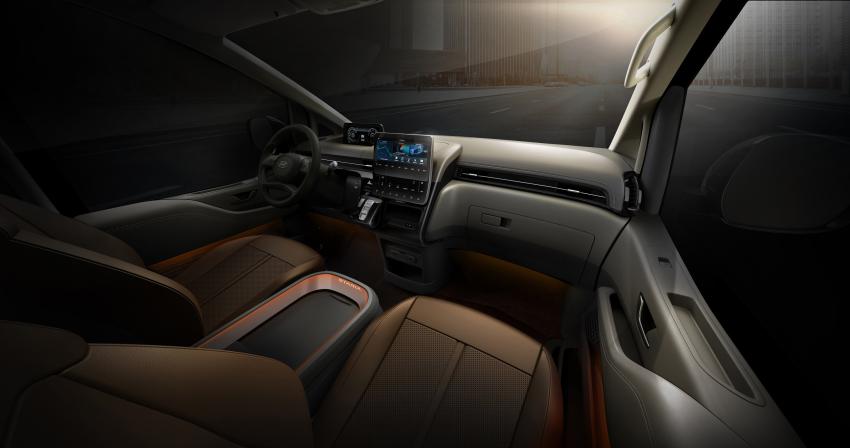 Hyundai Staria Cockpit