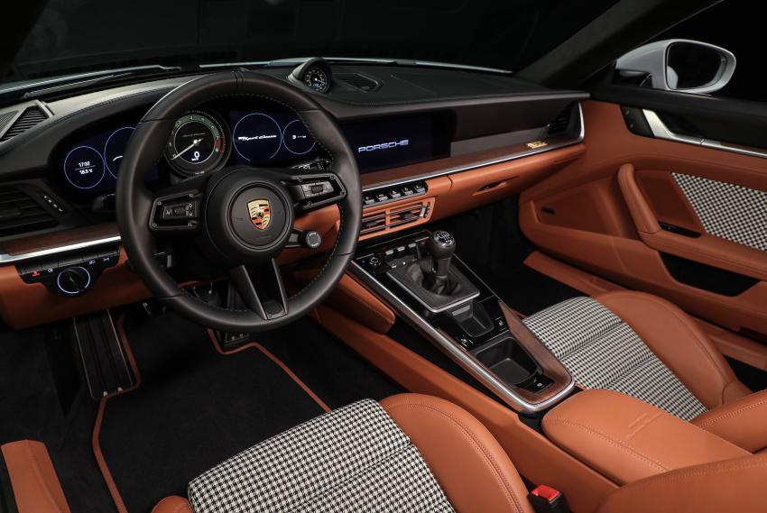 Porsche 911 Sport Classic Cockpit