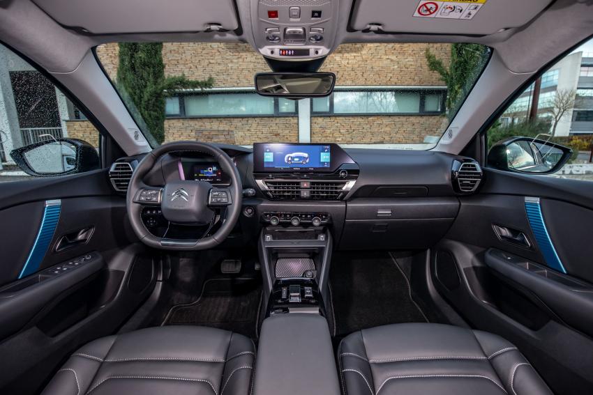 Citroen e-C4 Cockpit