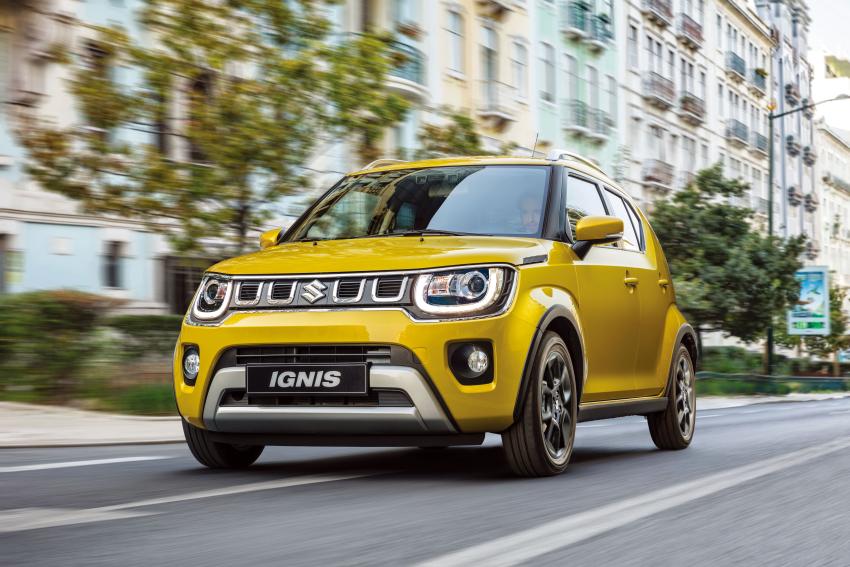 Suzuki Ignis Front/Seite in Fahrt