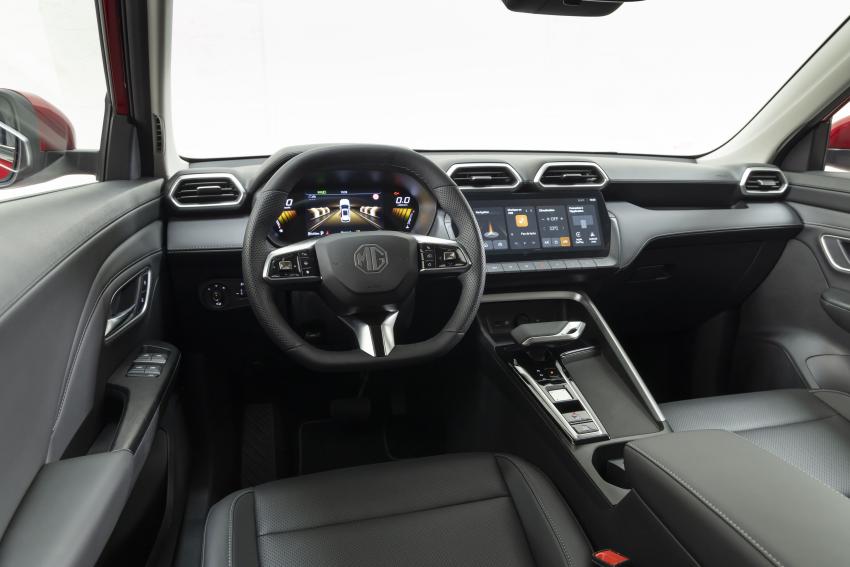 MG ZS Hybrid+ Cockpit