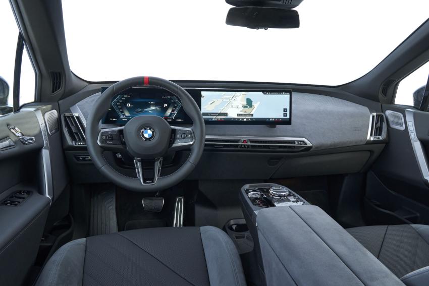 BMW iX Cockpit