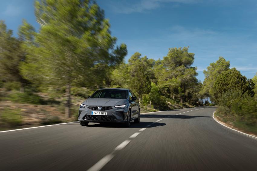 Seat Ibiza Heck/Seite in Fahrt