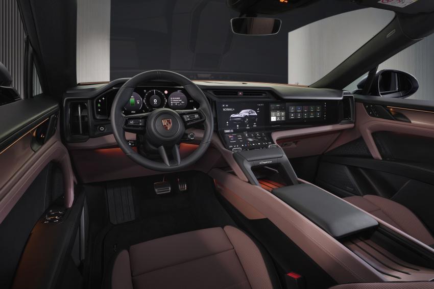 Porsche Cayenne Electric Cockpit