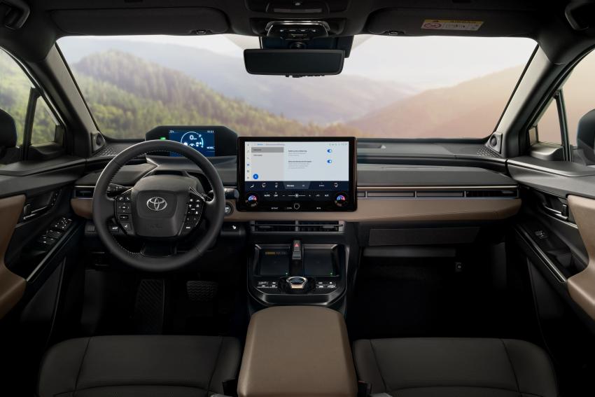 Toyota bZ4X Touring Cockpit