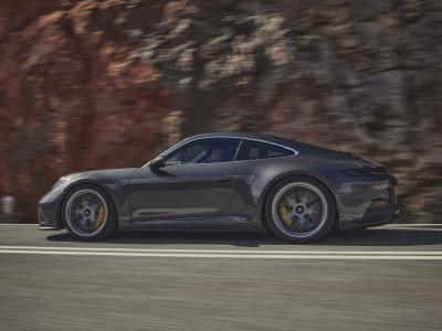 Porsche 911 GT3 Touring Seite