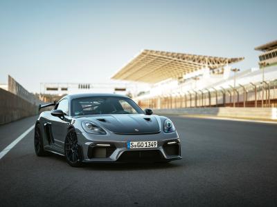 Porsche 718 Cayman Front