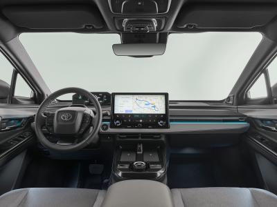 Toyota C-HR+ Cockpit
