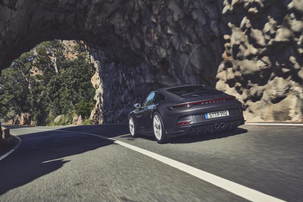 Porsche 911 GT3 Touring Heck
