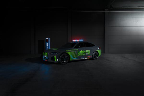 BMW i4 M50 Safety Car Front