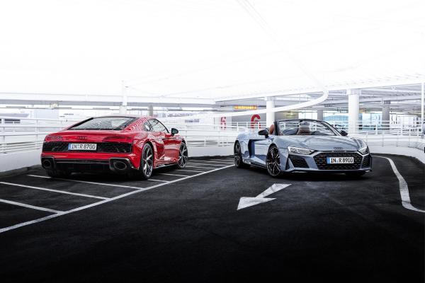 Audi R8 V10 performance RWD Coupé Heck und Spyder Front