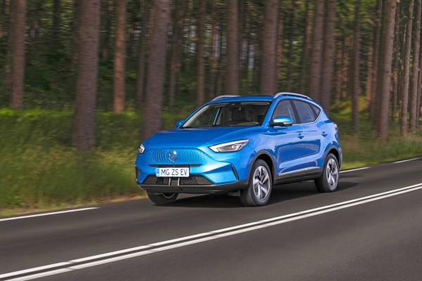 MG ZS EV Facelift Front