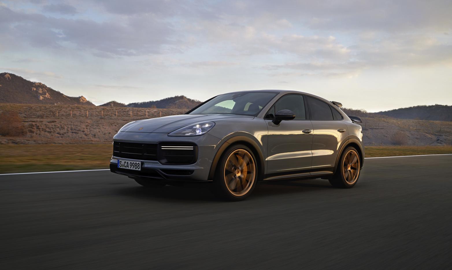 Porsche Cayenne Turbo GT Front