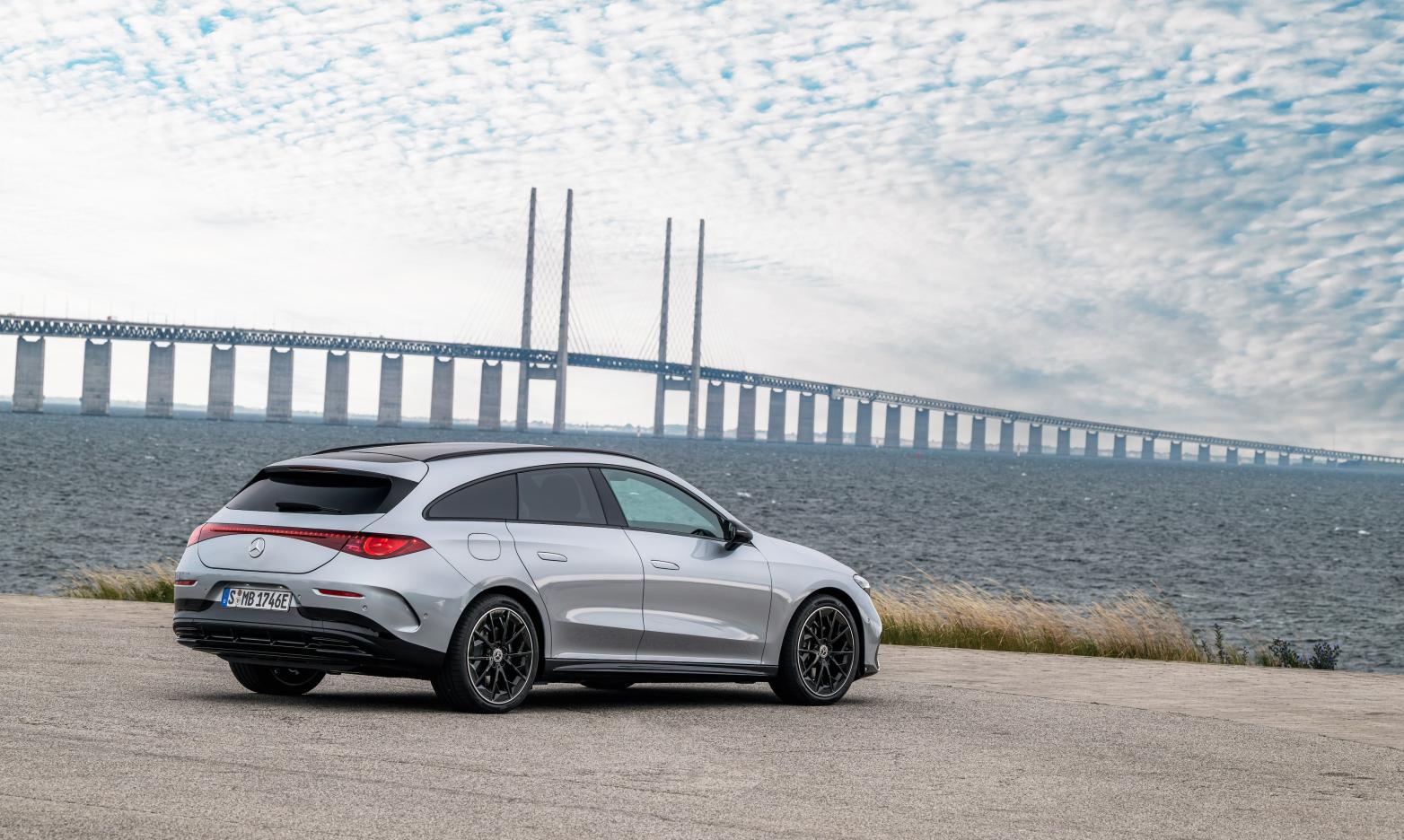 Mercedes-Benz CLA Shootng Brake Heck/Seite